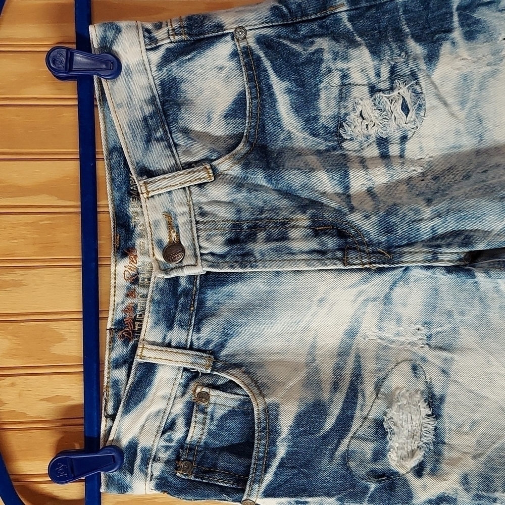 Denim & Rivets shorts - Picture 2 of 6